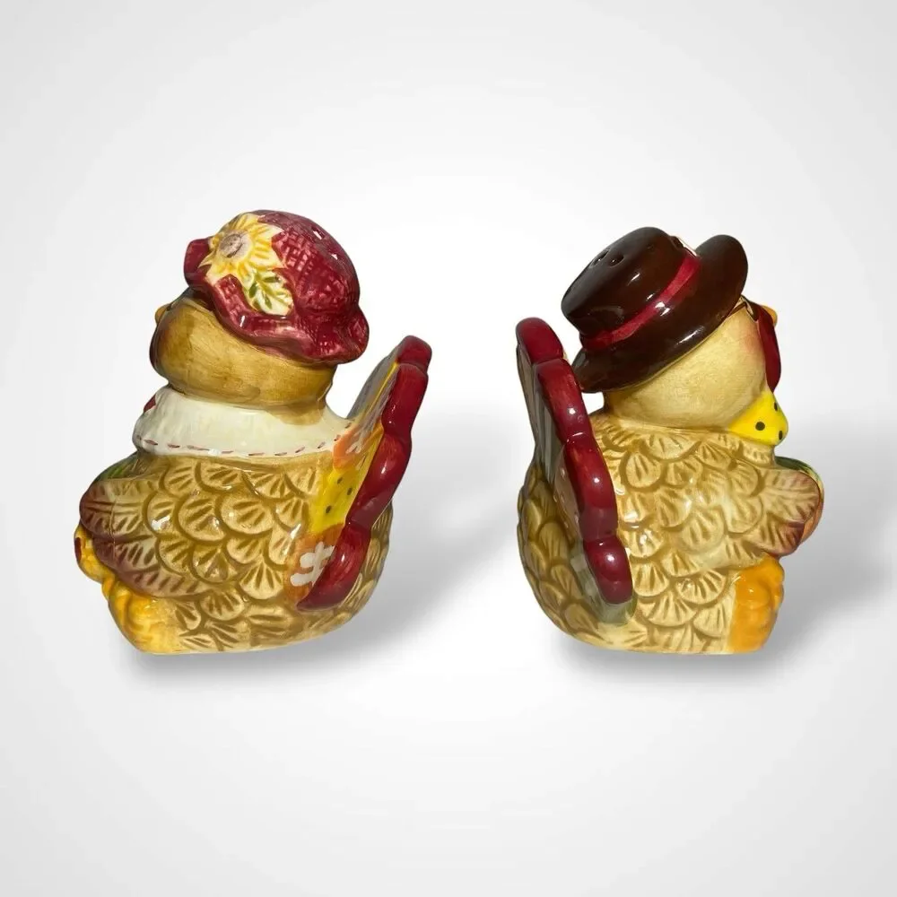 Vintage Turkey Salt and Pepper Shakers Thanksgiving Fall Decor Ceramic Pair